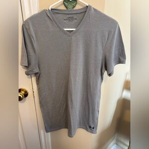 Under Armour Gray V-Neck Short Sleeve Tee